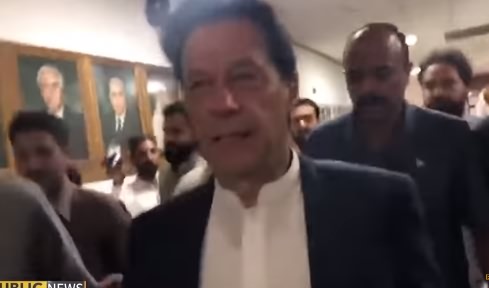 Pitch Tu Achi Hai Aur Hum Toss Bhi Jeet Gaye Hain - Imran Khan