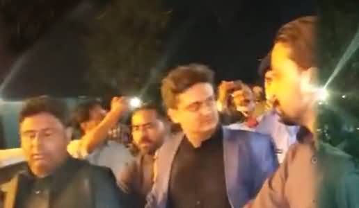 PMLN, PPP Workers Chanting 