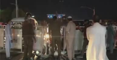 Police Misbehaving With People in Defence Lahore