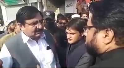 PTI Excise Minister Jamshed Khan threatening Assistant Commissioner in Nowshera