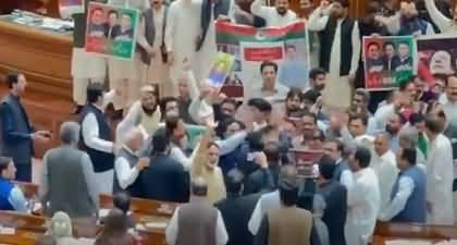 PTI stages huge protest in Punjab Assembly, verbal clash b/w speaker & PTI MPAs