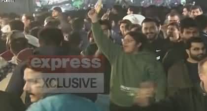 Public storm at Mochi Gate Andrron Lahore for Basant Festival