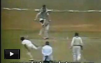 Rare Video of Cricket History - When Indian Player Srikanth Cries over LBW and Imran Khan Call him Back to Play