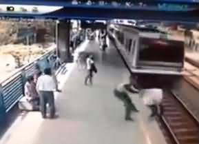 Real Activeness of Police: Watch How a Cop Stops a Suicide in Just a Momemnt