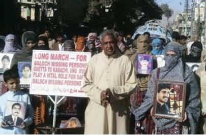 Relatives of Missing Persons begins Long March From Quetta Press Club