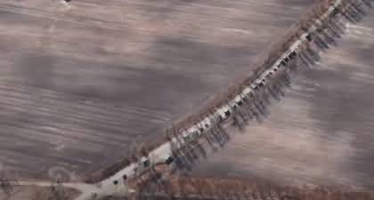 3D satellite imagery shows massive Russian military convoy at a standstill in Ukraine