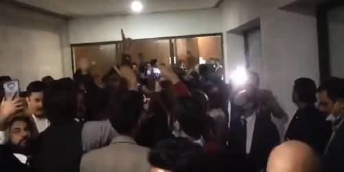 Scenes From Parliament, People Raised Slogans Against Imran Khan As Bilawal Comes Out