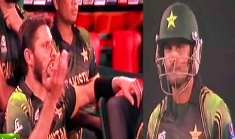 Shahid Afridi Looking Upset on the Tuk Tuk of Muhammad Hafeez