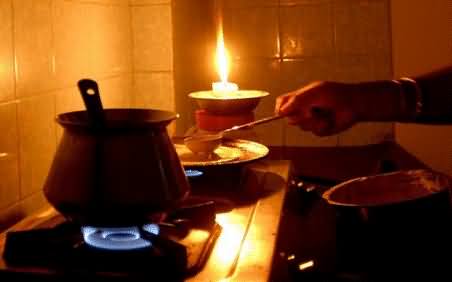 Shortfall Reached to 5800 MW, Heavy Load Shedding in Different Areas, People Protesting