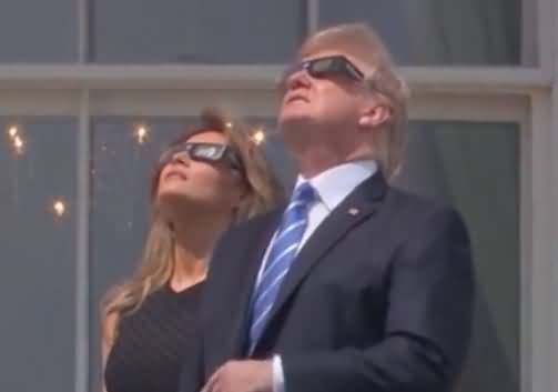 Solar Eclipse 2017 in USA: Donald Trump Looking Directly At The Sun