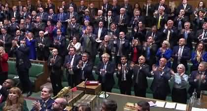 The UK's House of Commons applauds and gives a standing ovation to Ukrainian ambassador to UK