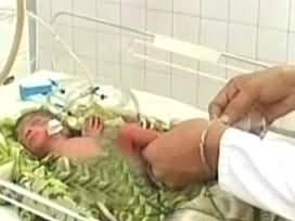 شیخوپورہ کے بعد لاہور میں بھی دلخراش واقعہ؛ 2 نومولود بچیاں کوڑے کے ڈھیر سے برآمد