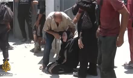Under Israeli siege, Gaza civilians collapse from hunger and lack of aid