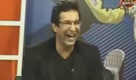 Wasim Akram Shares A Funny Story of A Missing Fielder on Imran Khan's Bowling