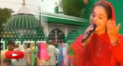 Watch How Shamefully A Girl Singing Song with Music on a Mazaar