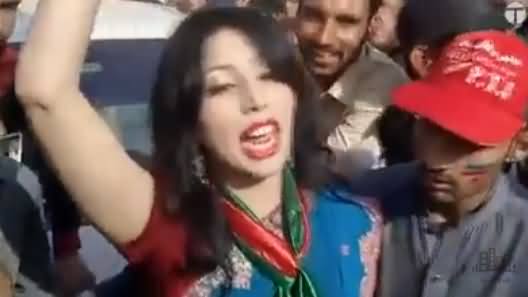 Watch What Annie Khan Saying About PTI Workers, (Unseen Mobile Video)