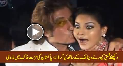 Watch What Shakti Kapoor is Doing with Veena Malik in India, Really Shameful