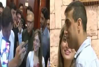 What Couple Did for Taking Selfie With Imran Khan