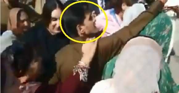 Why Did You Take Selfie With Asifa Bhutto ? PPP Worker Jostled By Bilawal Bhutto Guard