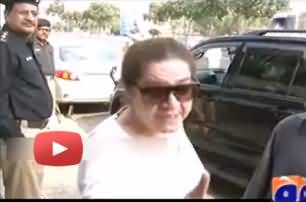 You are messing with wrong person - Angry Woman giving threats to cameraman in front of Police