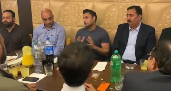 Zulfi Bukhari Talking About Imran Khan's Govt In South London Restaurant